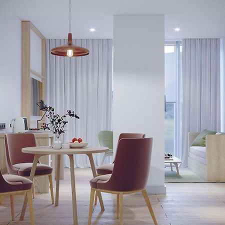 Hilton Garden Inn Tbilisi Riverview Bagian luar foto