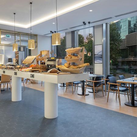 Hilton Garden Inn Tbilisi Riverview Bagian luar foto