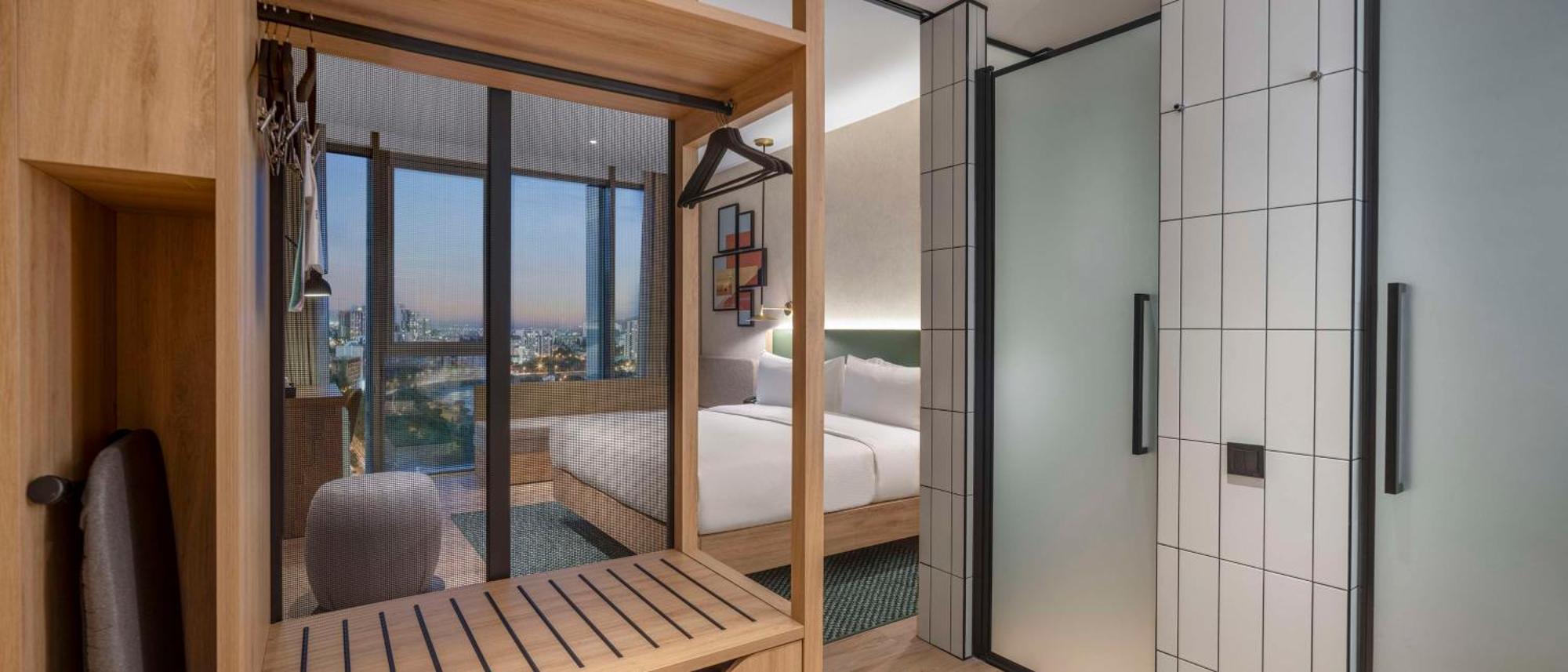 Hilton Garden Inn Tbilisi Riverview Bagian luar foto