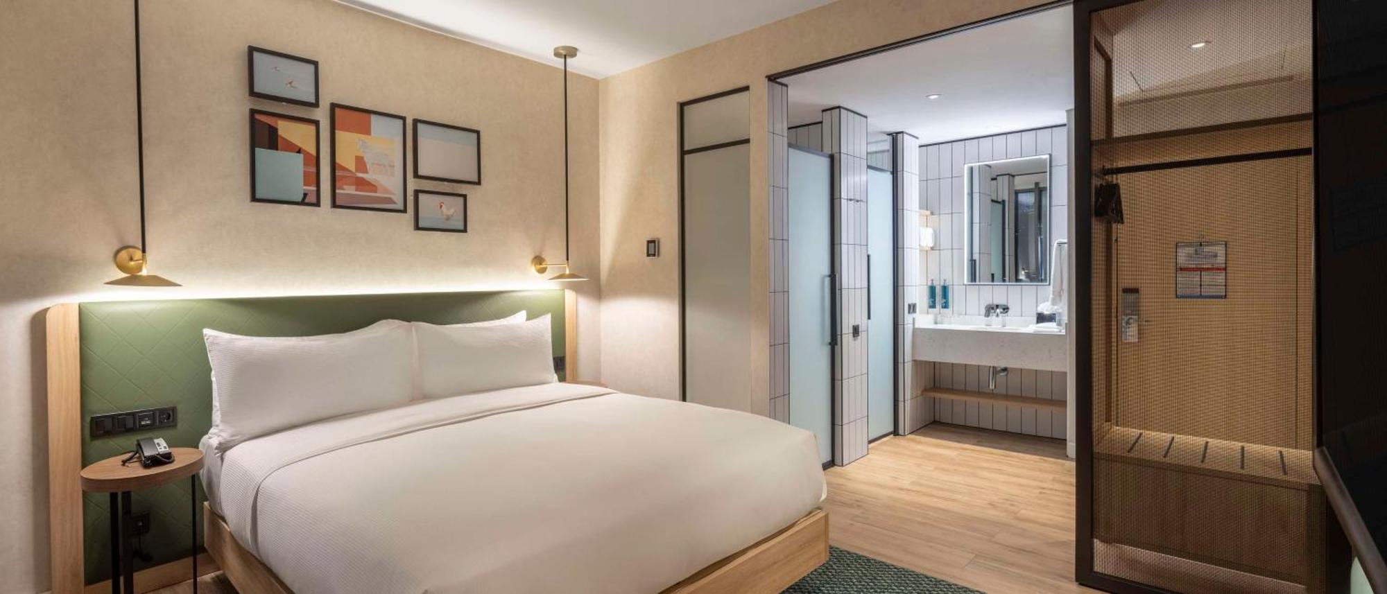 Hilton Garden Inn Tbilisi Riverview Bagian luar foto
