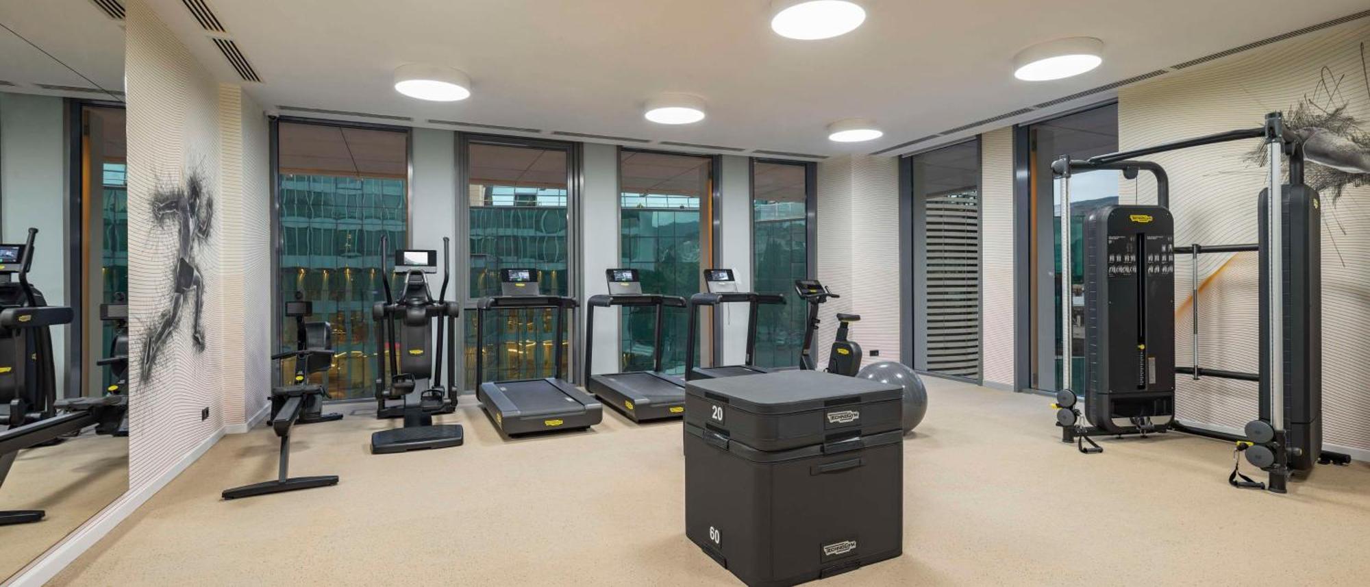 Hilton Garden Inn Tbilisi Riverview Bagian luar foto